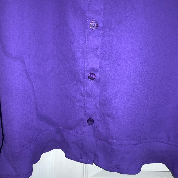NY & Co. purple button front flutter sleeve top Sz L flounce hem - Picture 2 of 8